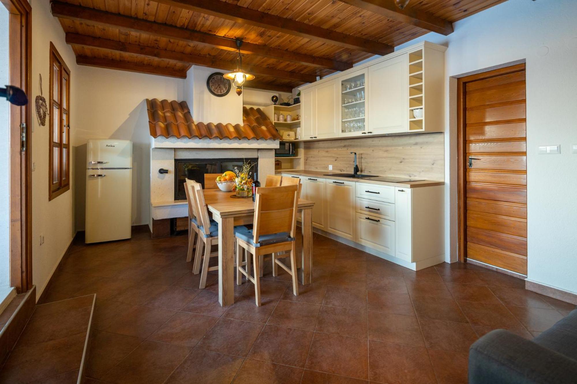Holiday Home Svemir Drage Extérieur photo